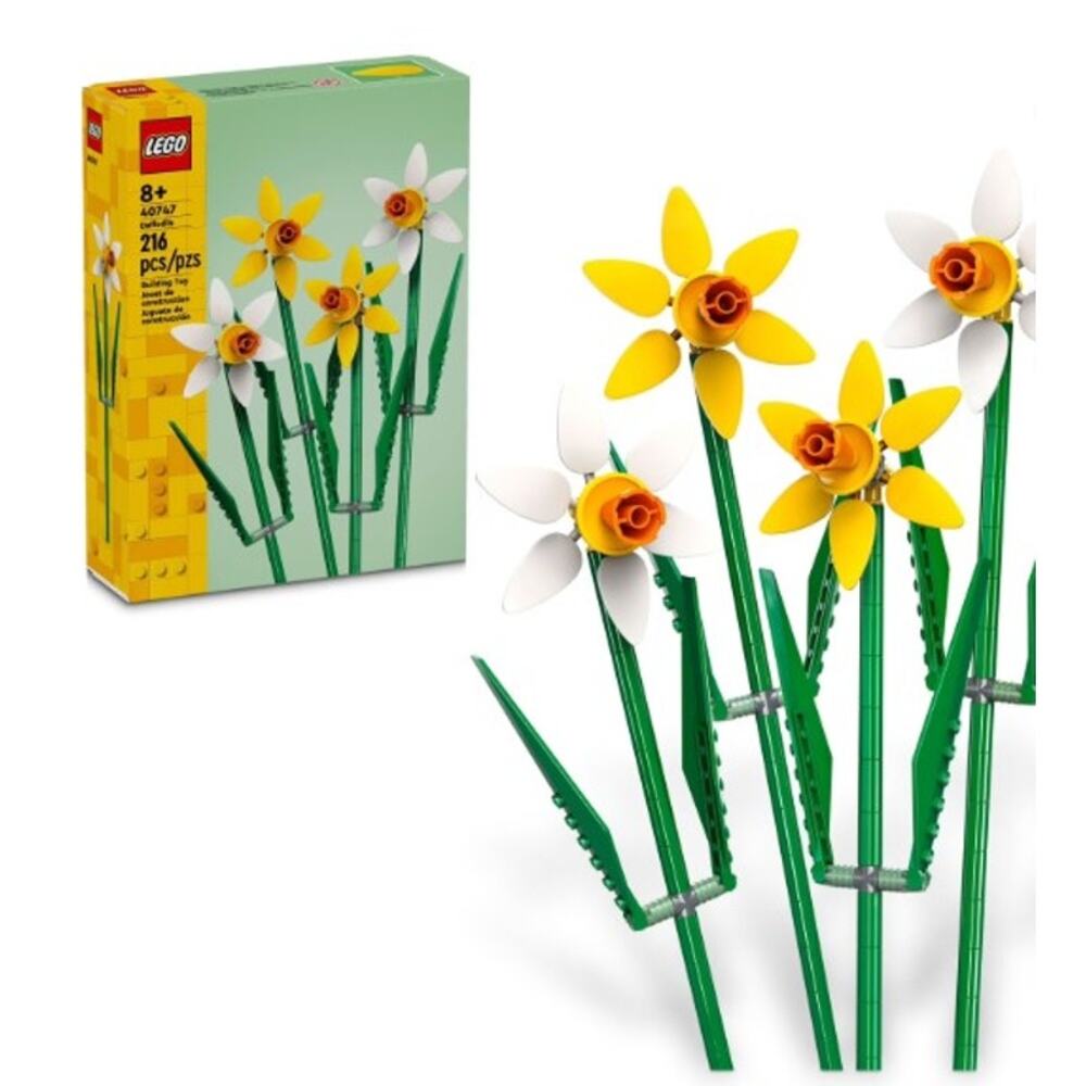 Lego daffodils, new in box